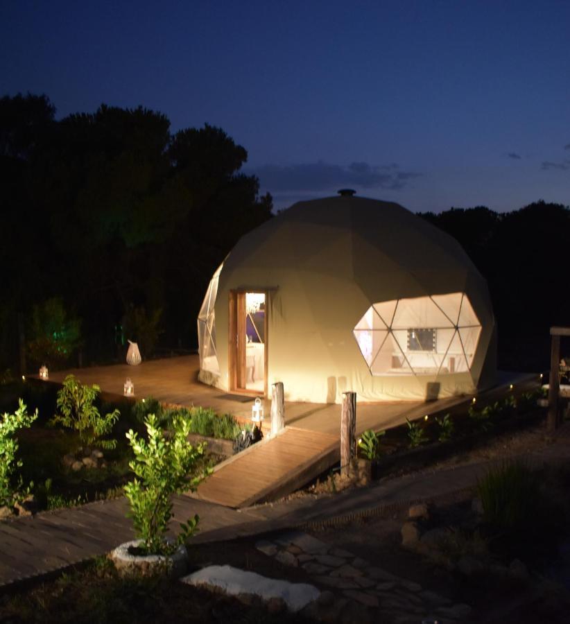 Domo Suites Masia Cal Geperut Badalona Exteriér fotografie