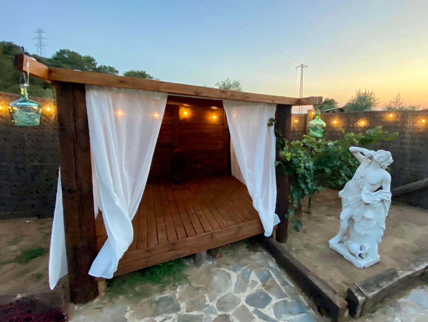 Domo Suites Masia Cal Geperut Badalona Exteriér fotografie